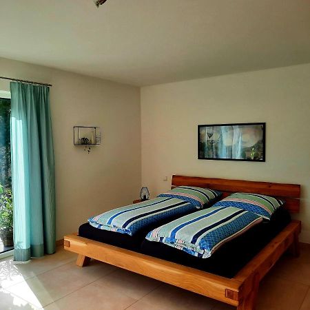 Ferienappartement Am Slevogtweg Leinsweiler Kültér fotó